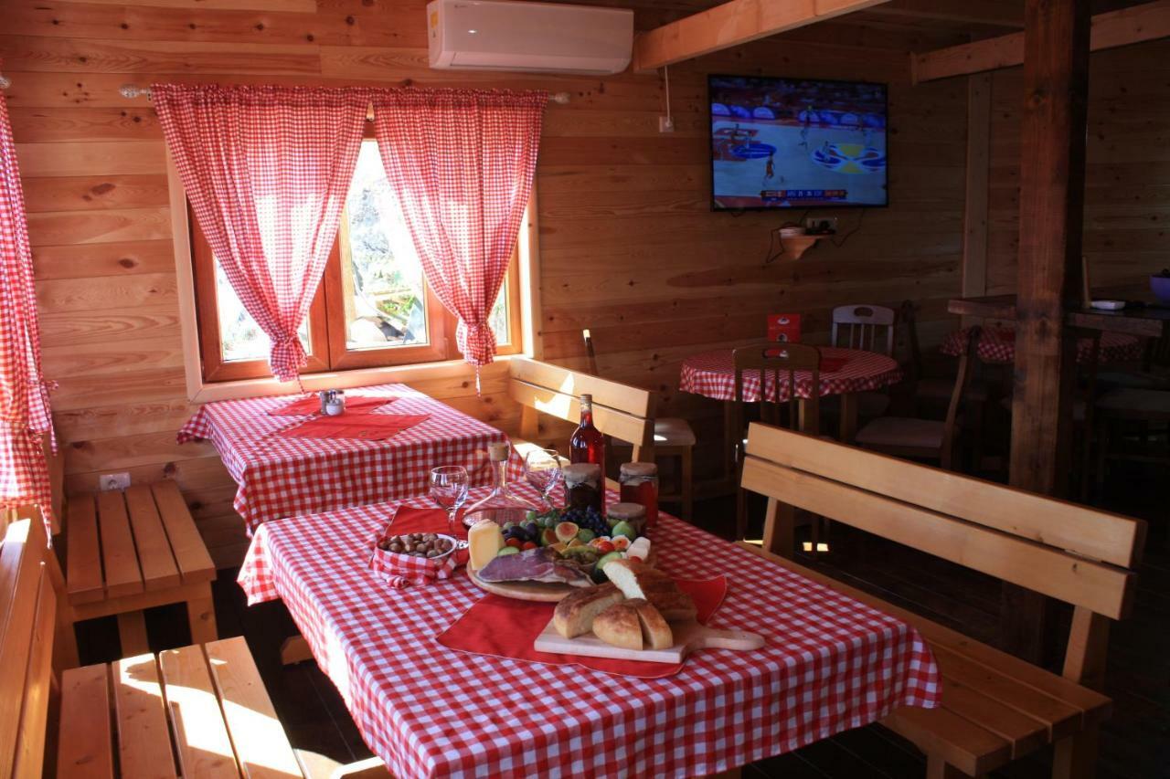 Holiday Village Ostrog Nikšić Exteriör bild